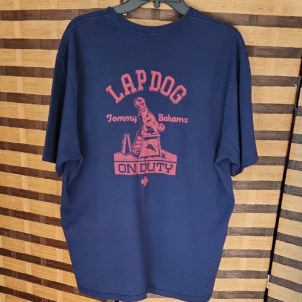 Tommy Bahama Men's Blue Tee with Red Graphic